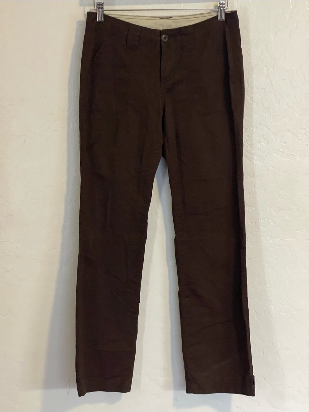 classic prAna straight-leg stretch pants in a dark brown  Sz 2